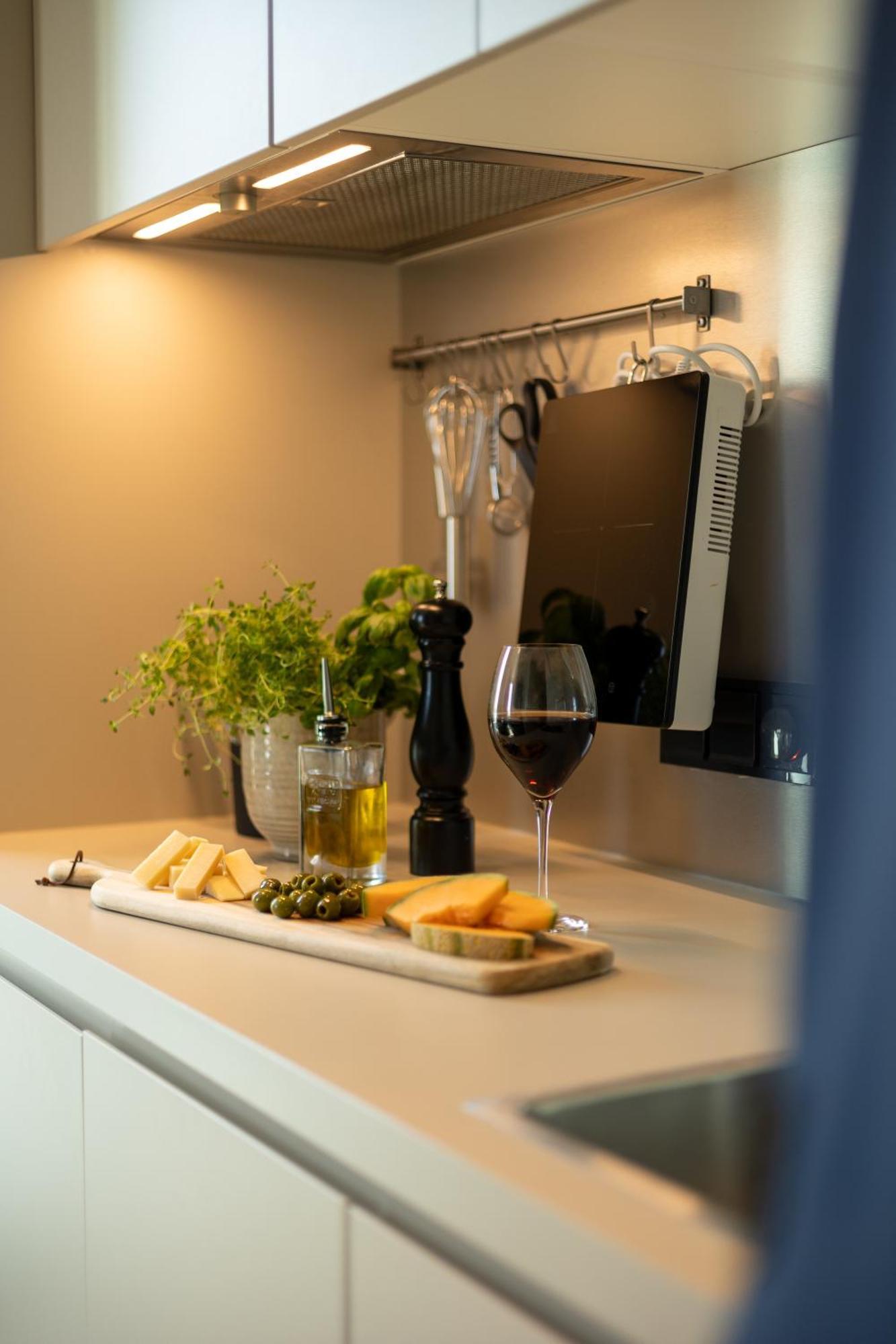 Unity Malmoe - A Studio Hotel Extérieur photo